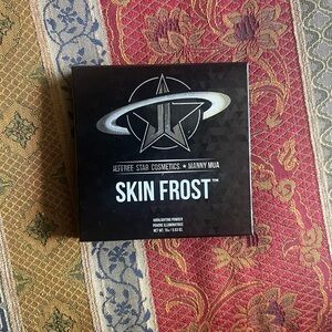 Jeffree Star x Manny Mua: Eclipse Skin Frost